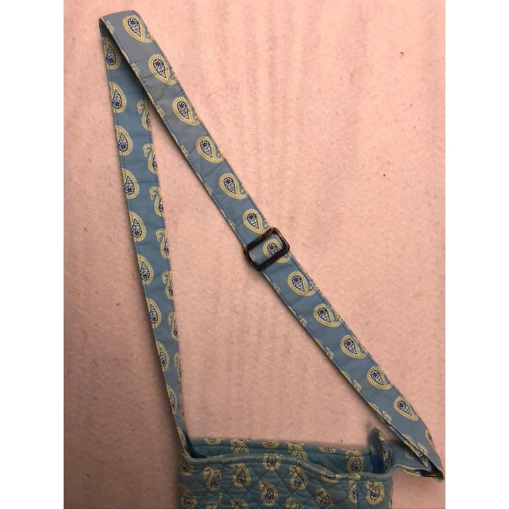 Vera Bradley Crossbody Bag Women Small Blue Quilted Paisley Hipster‎ Spring